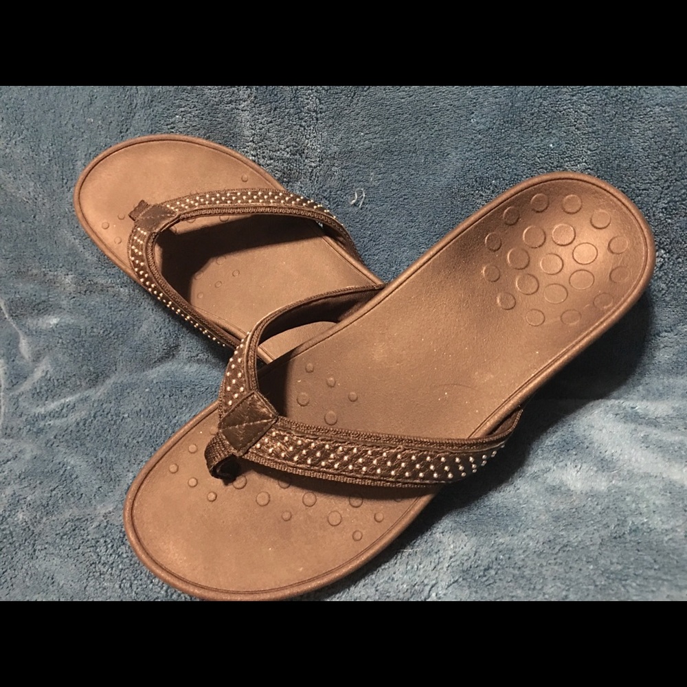 Vionic Platform black Sandals Size 8